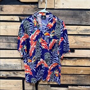 Vintage Kennington Hawaiian men's shirt floral print size large 100% rayon Large